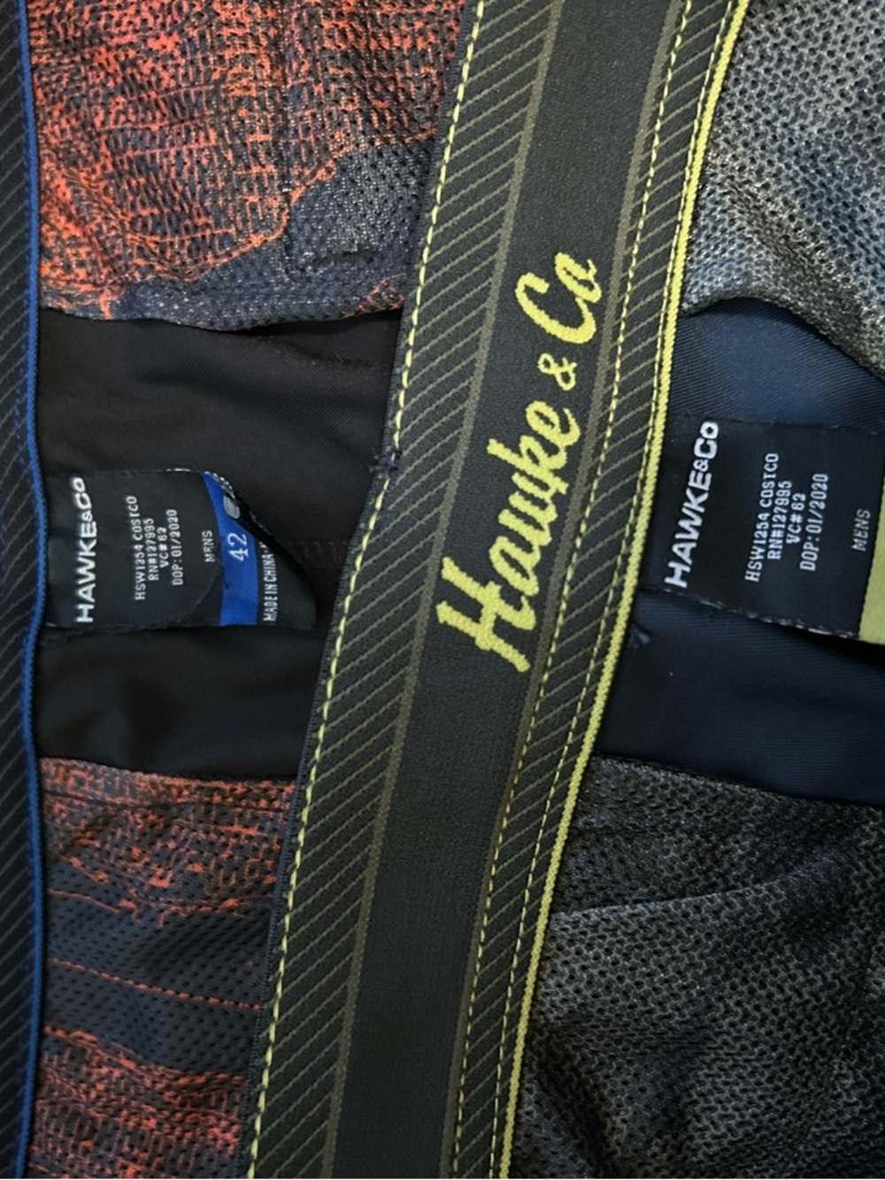 Bundle of Two Pairs of Mens Shorts Size 42 Black & Navy Blue Stretch Hiking - Picture 8 of 10